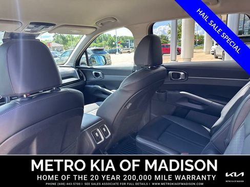 Used 2025 Kia Sorento EX FWD image 32