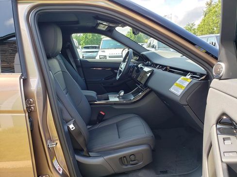 New 2026 Land Rover Range Rover Evoque S image 17