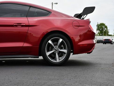 Used 2016 Ford Mustang Coupe w/ Equipment Group 051A RWD image 11