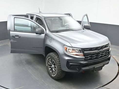 Used 2022 Chevrolet Colorado W/T w/ WT Convenience Package AWD/4WD image 46