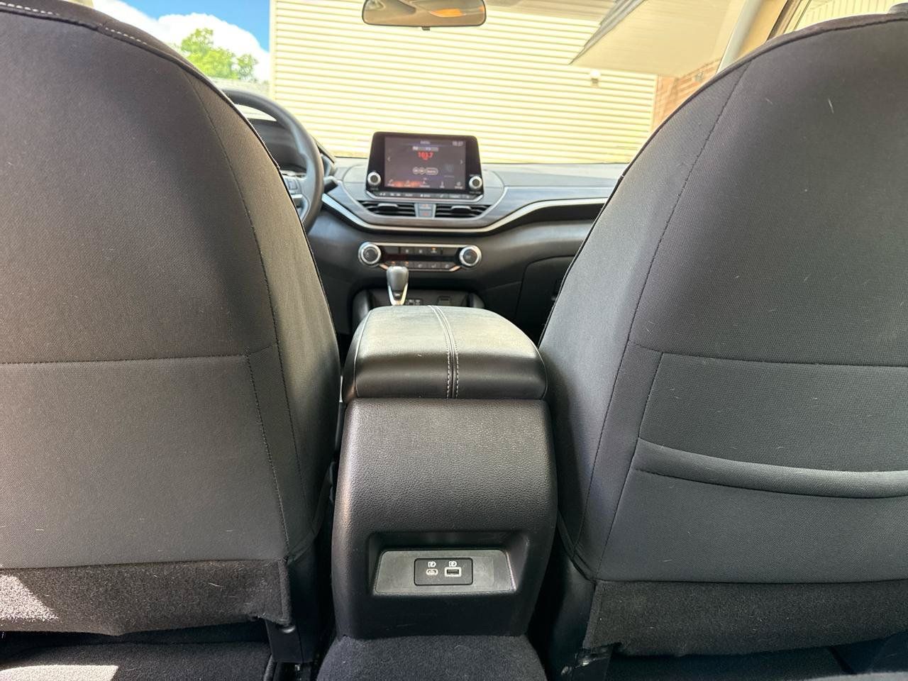 Used 2024 Nissan Altima 2.5 SV FWD image 18