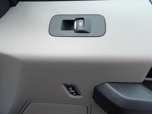 Used 2020 Ford F150 XL w/ XL Power Equipment Group RWD image 38