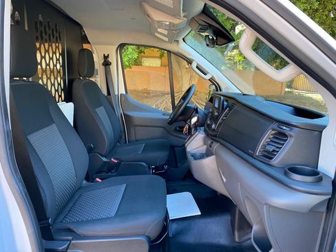 Used 2025 Ford Transit 250 Low Roof w/ Exterior Upgrade Package RWD image 38