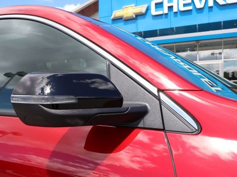 New 2025 Chevrolet Traverse LT w/ Sun and Wheel Package image 2