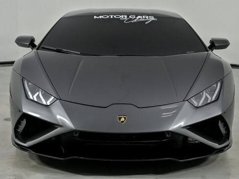 Used 2022 Lamborghini Huracan EVO image 5