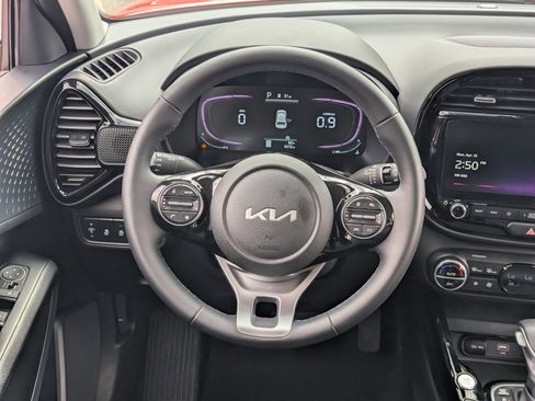 Certified 2024 Kia Soul EX FWD image 16