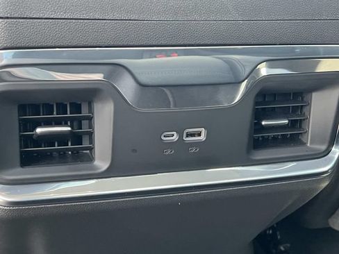 Used 2026 GMC Sierra 1500 SLT w/ SLT Convenience Package AWD/4WD image 13