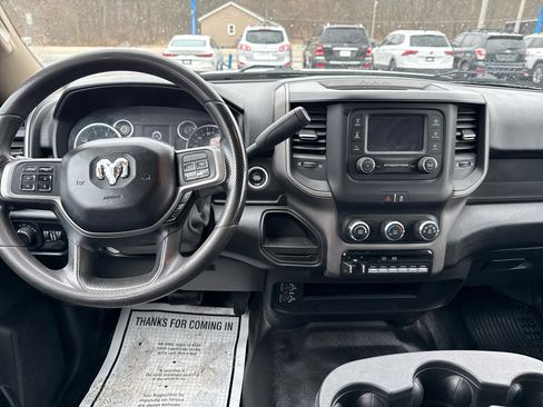 Used 2019 RAM 3500 Tradesman w/ Chrome Appearance Group image 17