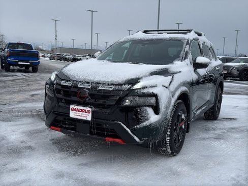 New 2026 Nissan Rogue SV image 2
