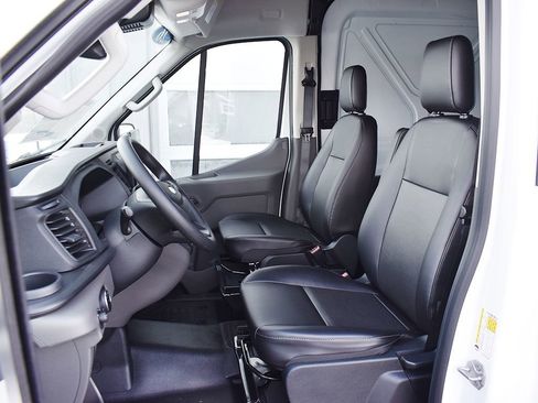 New 2026 Ford Transit 250 148 Medium Roof image 5