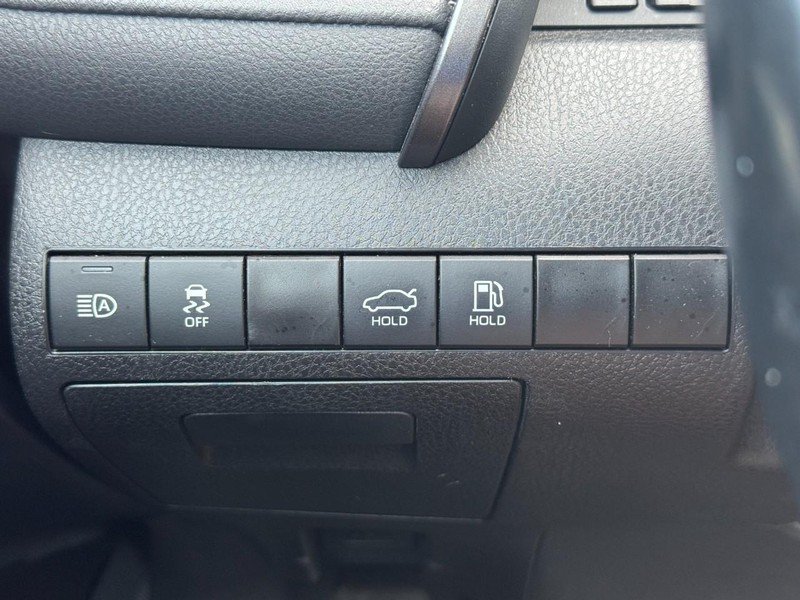 Used 2023 Toyota Camry XSE FWD image 18