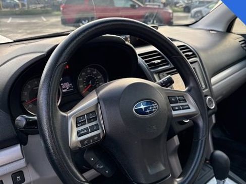 Used 2015 Subaru Forester 2.5i Premium image 11