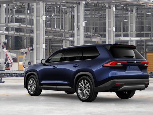 New 2026 Toyota Grand Highlander Platinum image 6