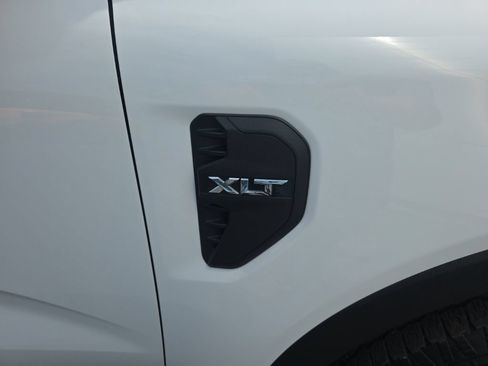 Used 2025 Ford Ranger XLT w/ FX4 Off-Road Package AWD/4WD image 5