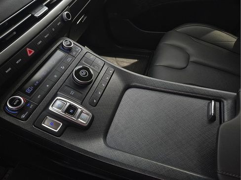 Used 2024 Hyundai Palisade Limited image 21