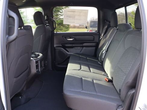 New 2026 RAM 1500 Express AWD/4WD image 34