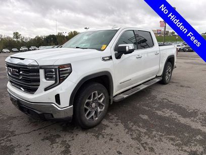 Used 2025 GMC Sierra 1500 SLT w/ SLT Premium Package