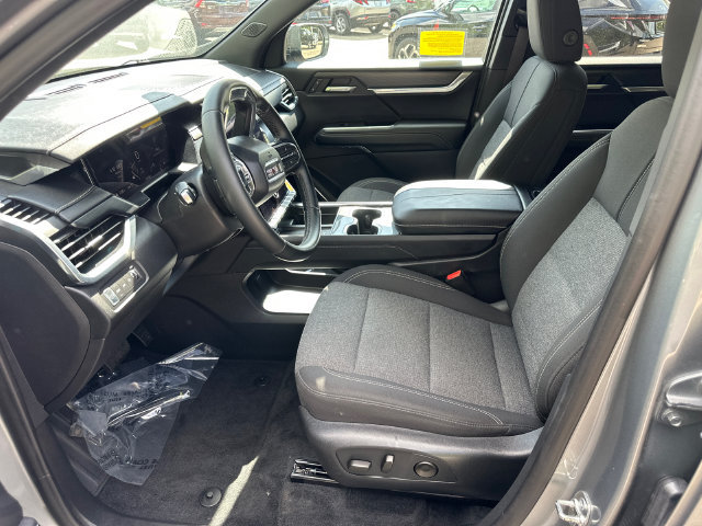 Used 2025 GMC Acadia Elevation AWD/4WD image 30