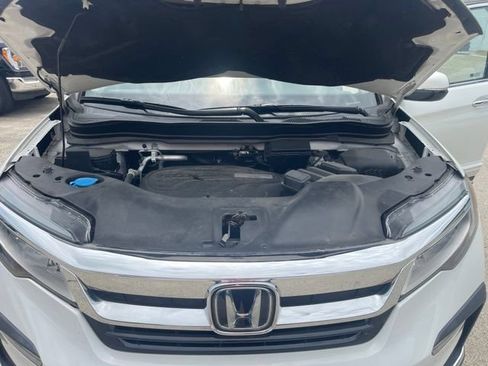 Used 2020 Honda Pilot Touring image 39