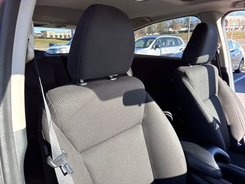 Used 2016 Honda HR-V EX image 29