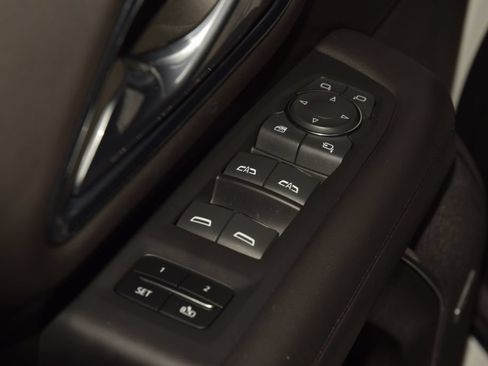 Used 2023 Chevrolet Tahoe High Country AWD/4WD image 48