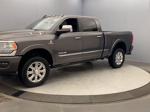 Used 2019 RAM 2500 Limited AWD/4WD image 9
