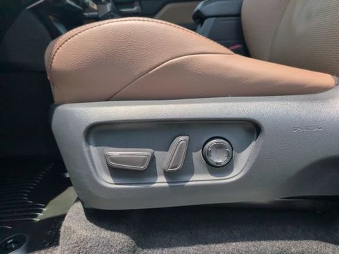Used 2025 Toyota 4Runner Limited RWD image 15