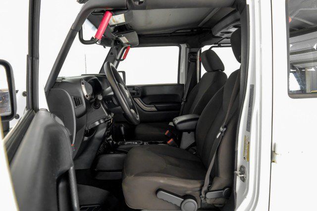 Used 2017 Jeep Wrangler Unlimited Sport AWD/4WD image 28