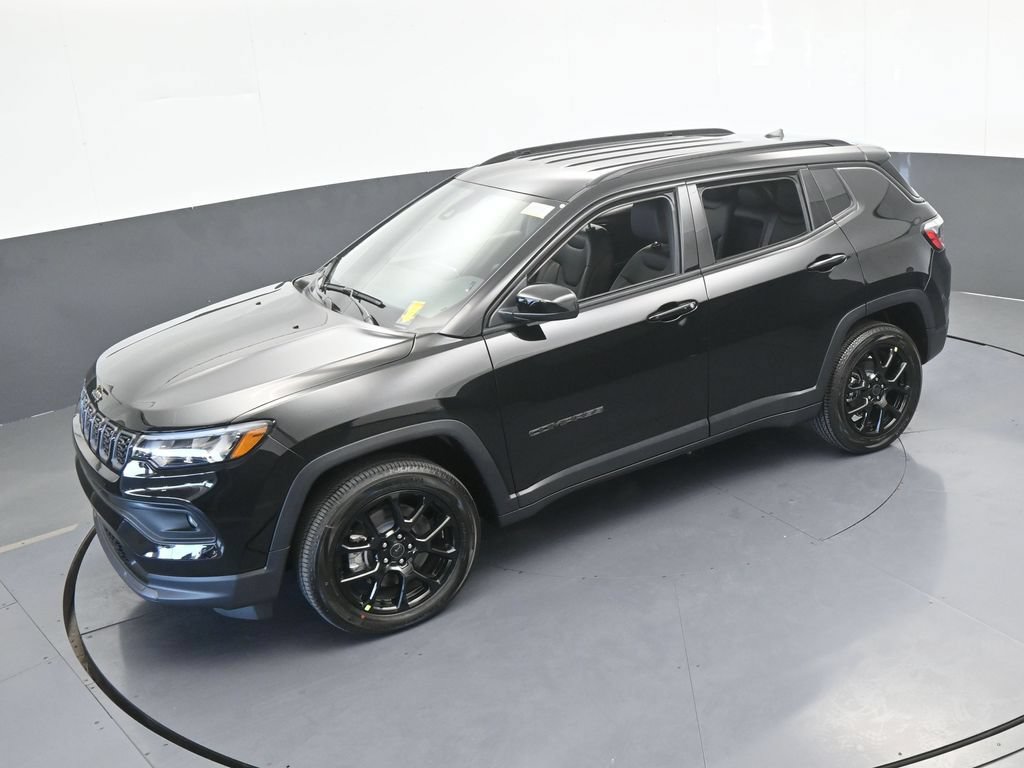 New 2026 Jeep Compass Latitude AWD/4WD image 42