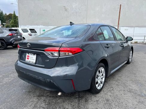 Certified 2025 Toyota Corolla LE FWD image 4