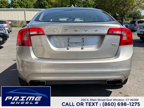 Used 2015 Volvo S60 T5 Premier FWD image 6