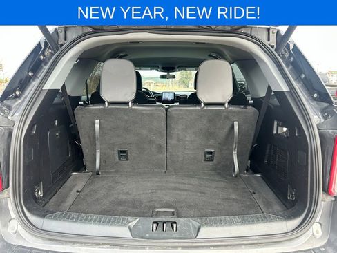 Certified 2021 Ford Explorer XLT w/ Equipment Group 202A image 42