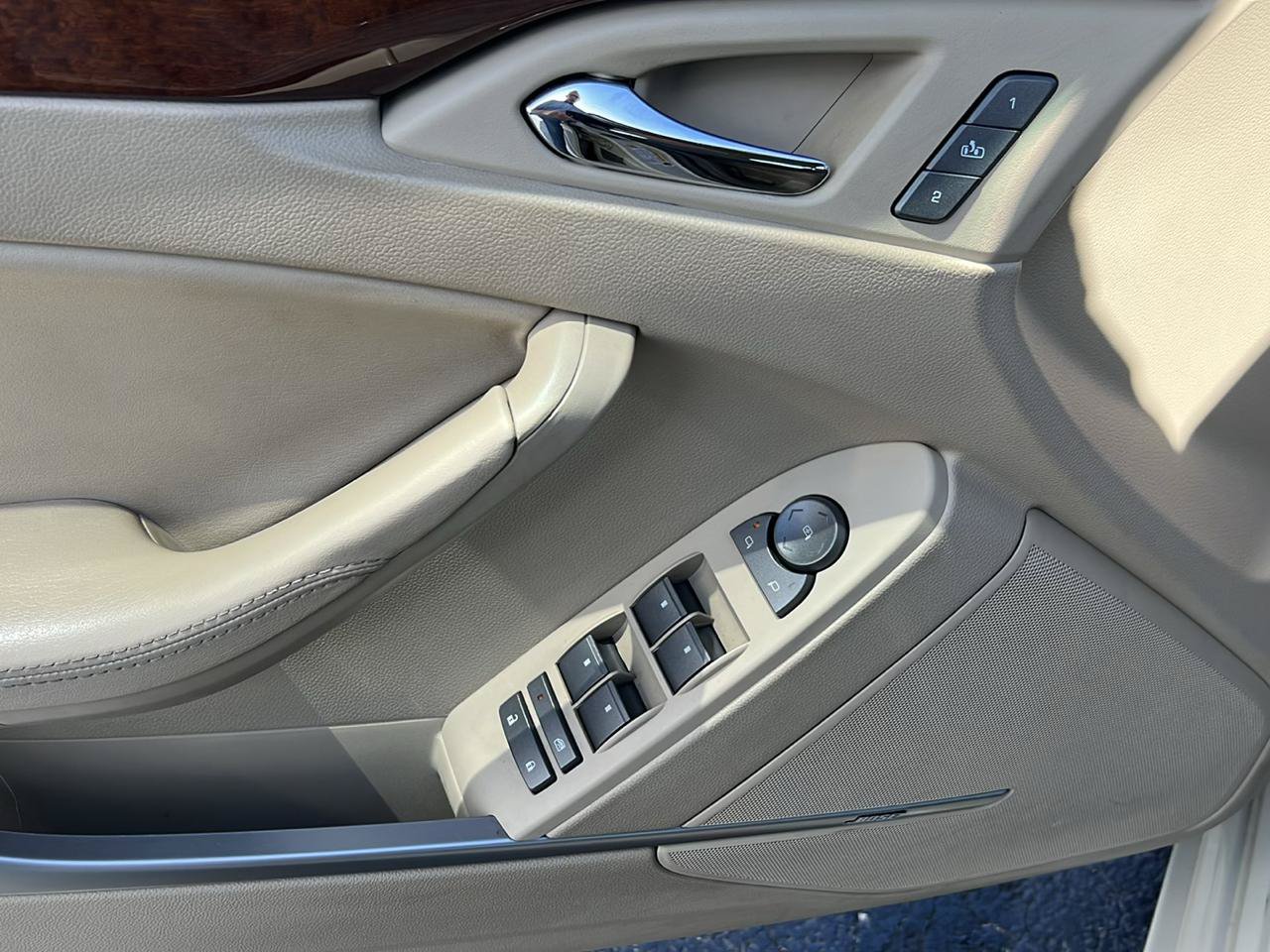 Used 2011 Cadillac CTS Luxury AWD/4WD image 14