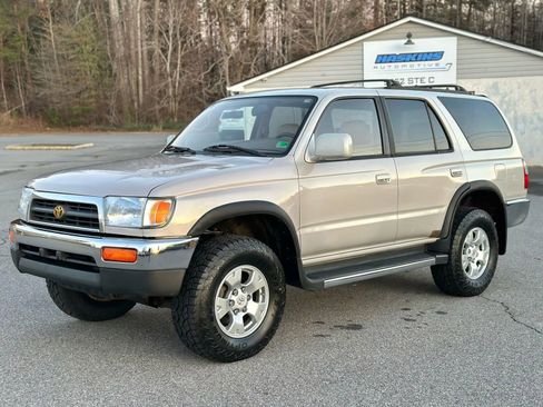 Used 1997 Toyota 4Runner SR5 image 2