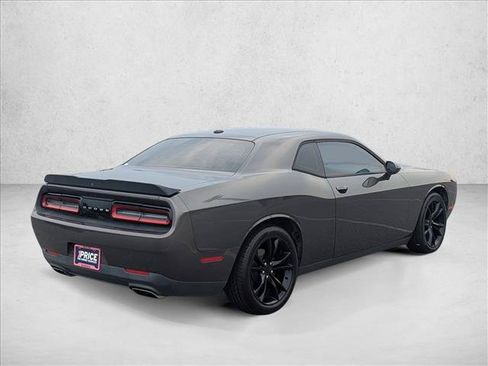 Used 2016 Dodge Challenger R/T w/ Blacktop Package RWD image 5