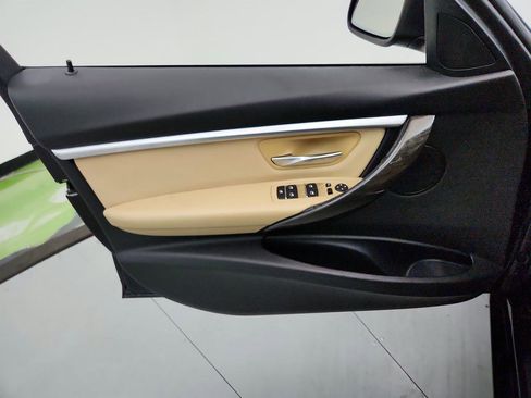 Used 2017 BMW 330i Sedan image 21