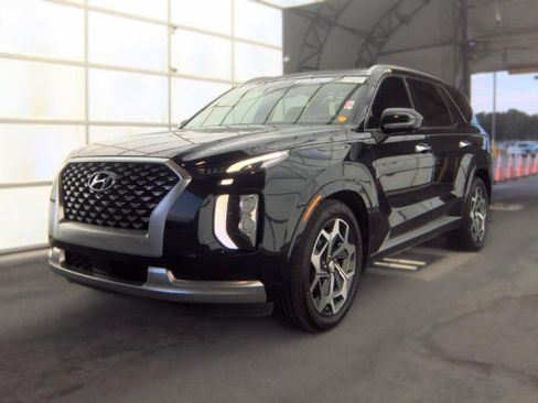 Used 2021 Hyundai Palisade Calligraphy w/ Winter Package FWD image 1