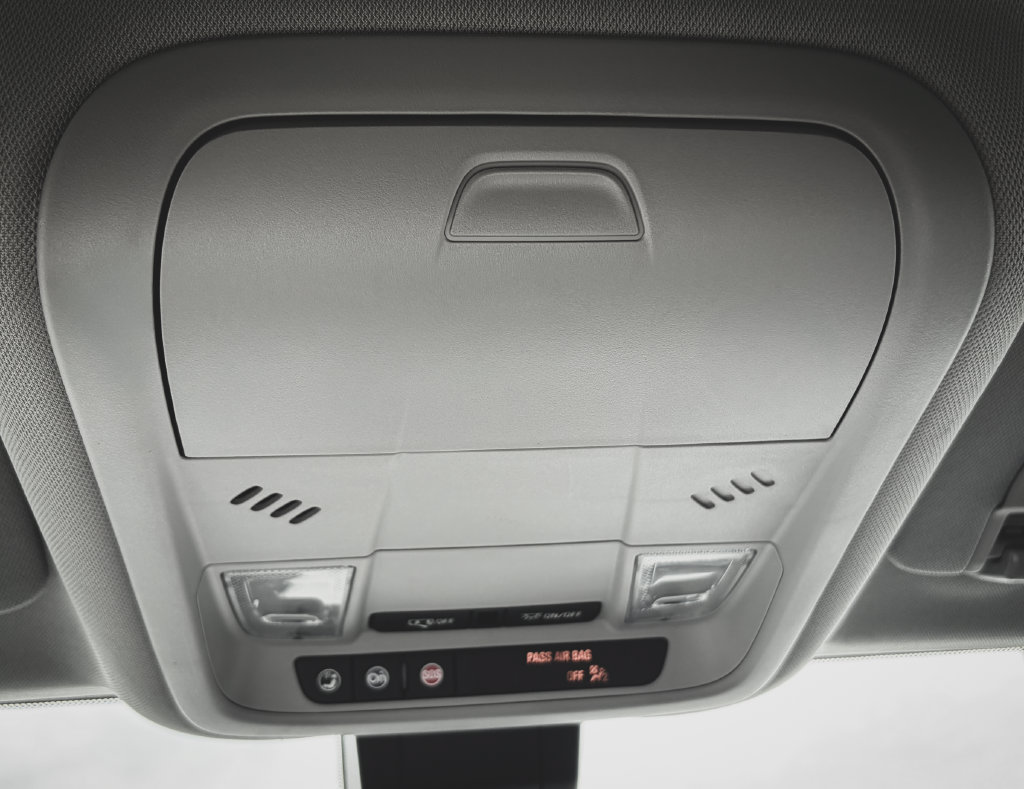 Used 2021 Chevrolet Equinox LT FWD image 14