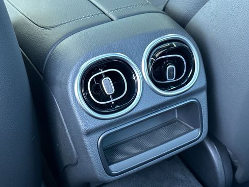 New 2025 Mercedes-Benz C 300 4MATIC Sedan image 13