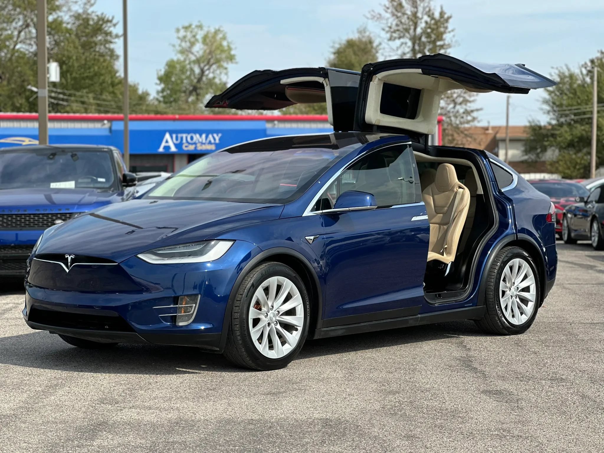 Used 2017 Tesla Model X 75D AWD/4WD image 1