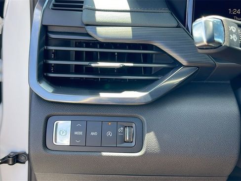 New 2025 GMC Acadia AT4 w/ Luxury Package image 26