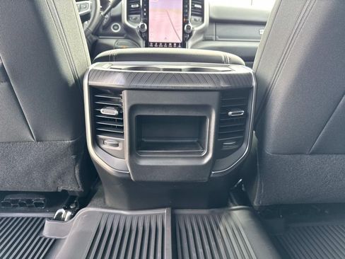 New 2026 RAM 2500 Big Horn AWD/4WD image 32