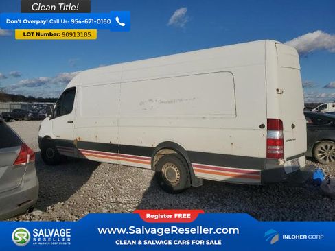 Used 2014 Freightliner Sprinter 2500 image 3