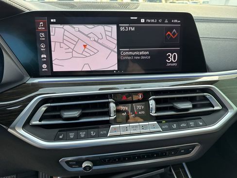 Used 2020 BMW X5 sDrive40i w/ Premium Package image 26