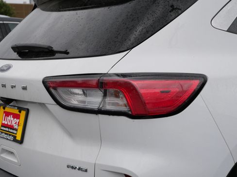 Used 2021 Ford Escape SE AWD/4WD image 8