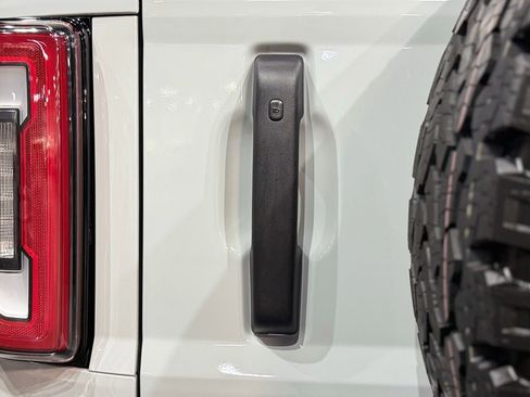 New 2026 Ford Bronco Badlands image 26