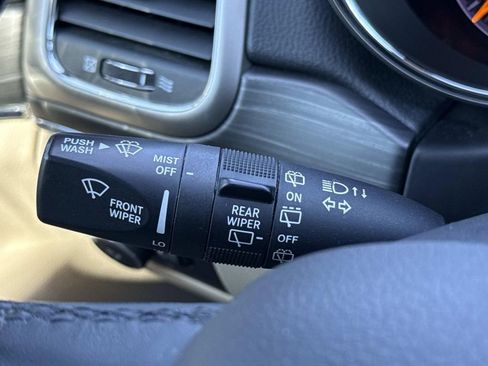 Used 2019 Jeep Grand Cherokee Limited w/ Trailer Tow Group IV image 38