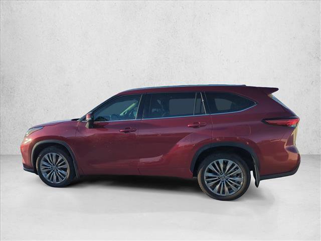 Certified 2021 Toyota Highlander Platinum AWD/4WD image 6