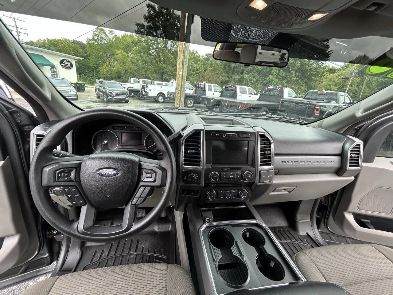 Used 2018 Ford F250 XLT w/ XLT Premium Package AWD/4WD image 14