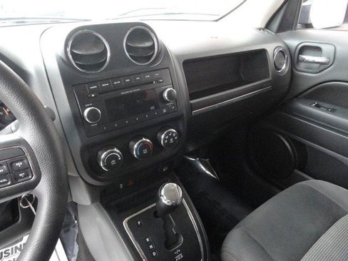 Used 2014 Jeep Patriot Sport w/ Power Value Group AWD/4WD image 6
